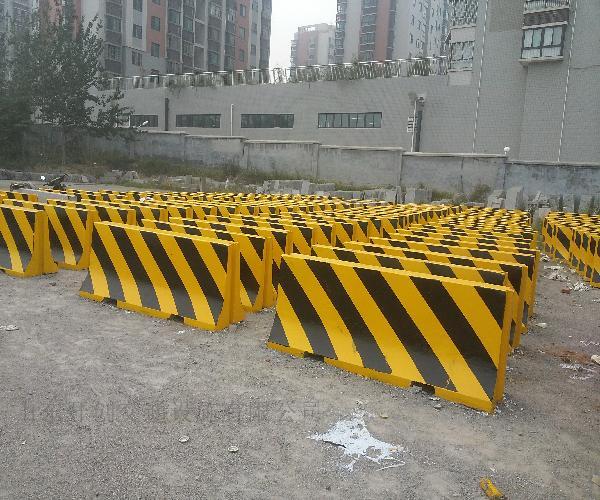 2026年小区停车场防撞水泥墩厂家选型指南:主流供应商实力与适配场景分析