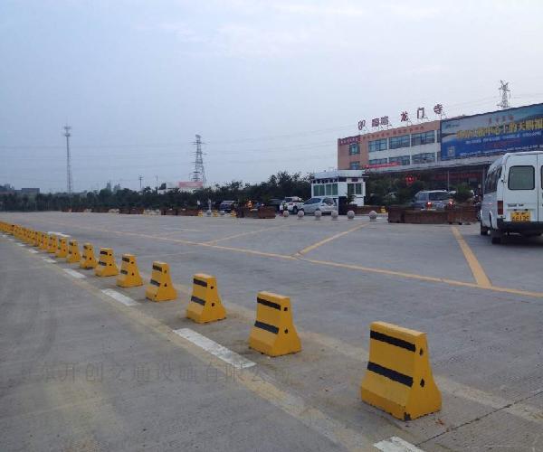 道路施工专业混凝土隔离墩厂家推荐：山东开创交通设施有限公司选型参考与行业解析